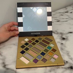 Sephora More Than Meets the Eye Palette